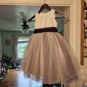 Girls Flower Girl Dress, Size 4/5